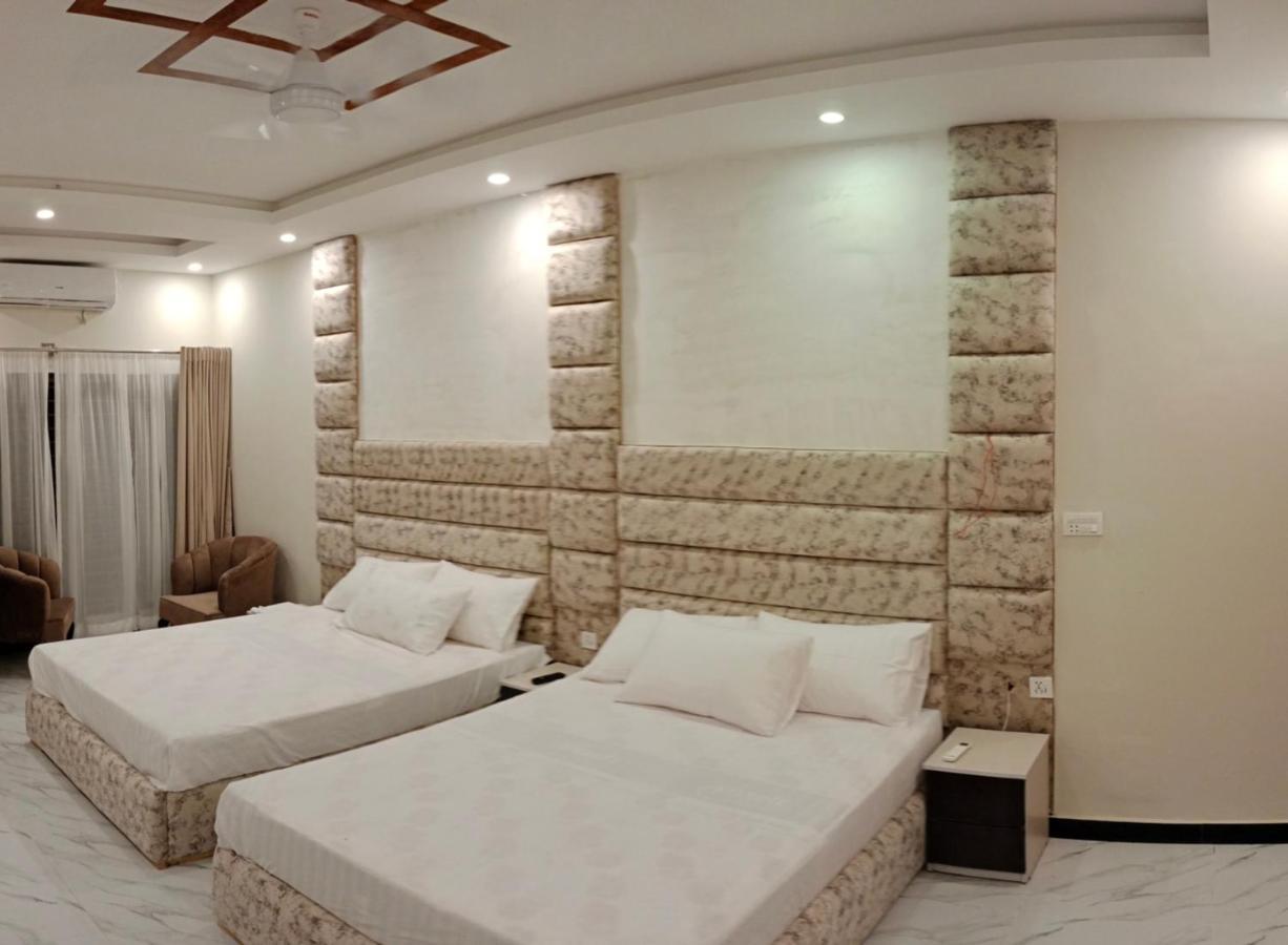 איסלמאבד Hayat Grand Guest House מראה חיצוני תמונה