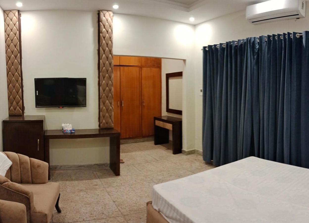איסלמאבד Hayat Grand Guest House מראה חיצוני תמונה