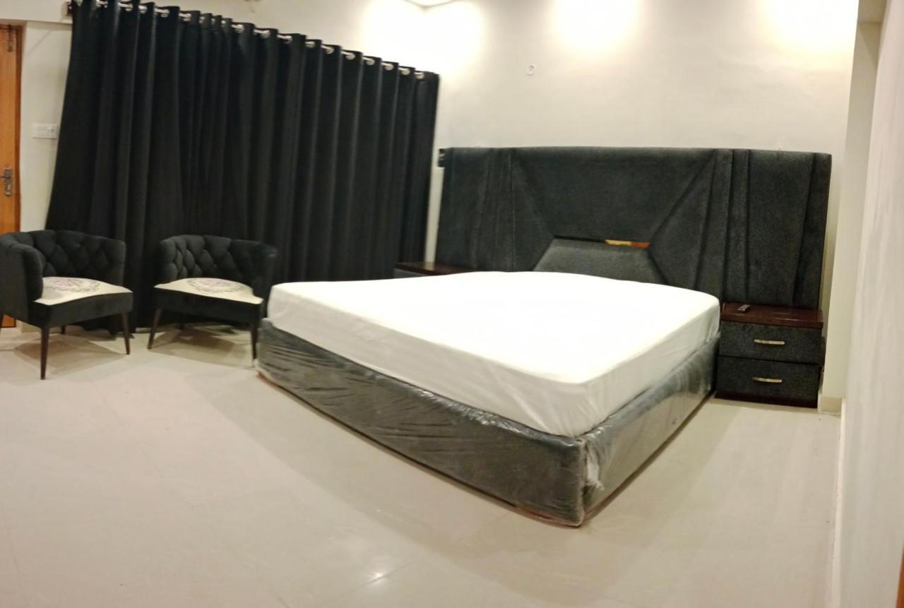 איסלמאבד Hayat Grand Guest House מראה חיצוני תמונה