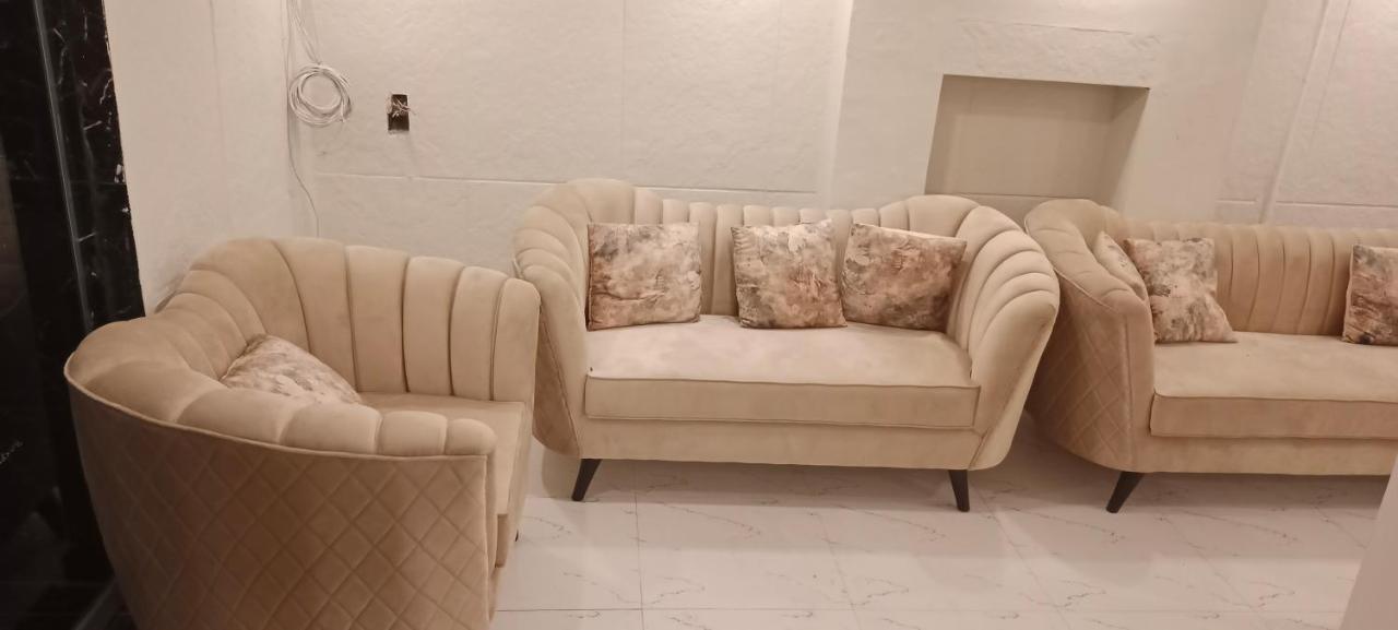 איסלמאבד Hayat Grand Guest House מראה חיצוני תמונה