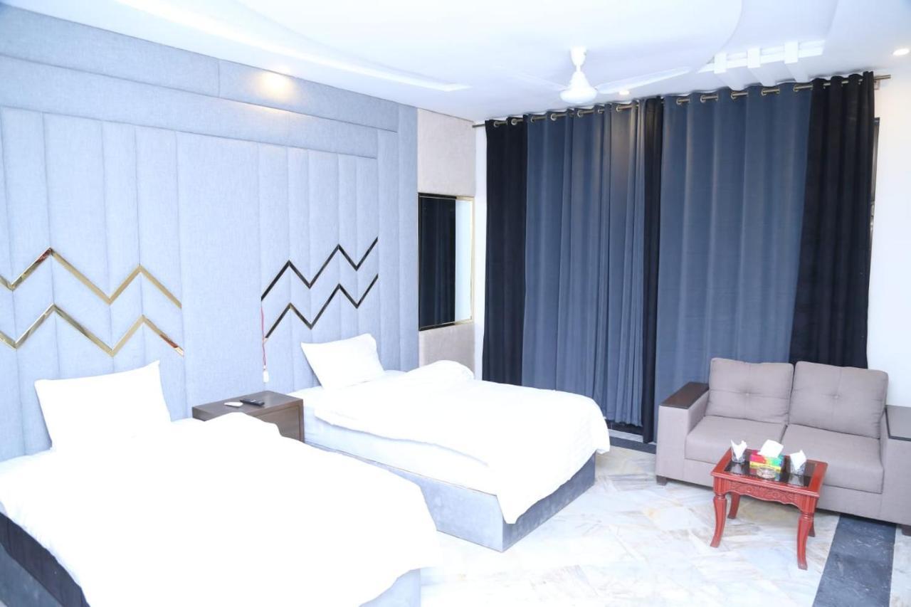 איסלמאבד Hayat Grand Guest House מראה חיצוני תמונה